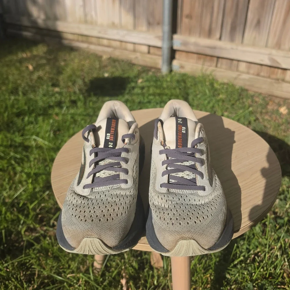 Brooks Adrenaline GTS 24 Grey Copper Running Shoes 1204261B030 Womens 8.5